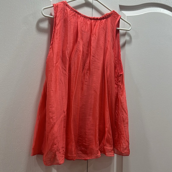 Top L - Picture 4 of 9